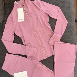 lululemon Define Jacket and Flared Leggings Set Size 6 Pink Taupe Gold Hardware